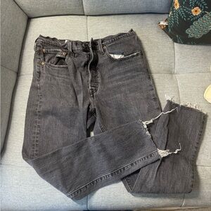 Levi's Men's Black Distressed Straight-Leg Jeans